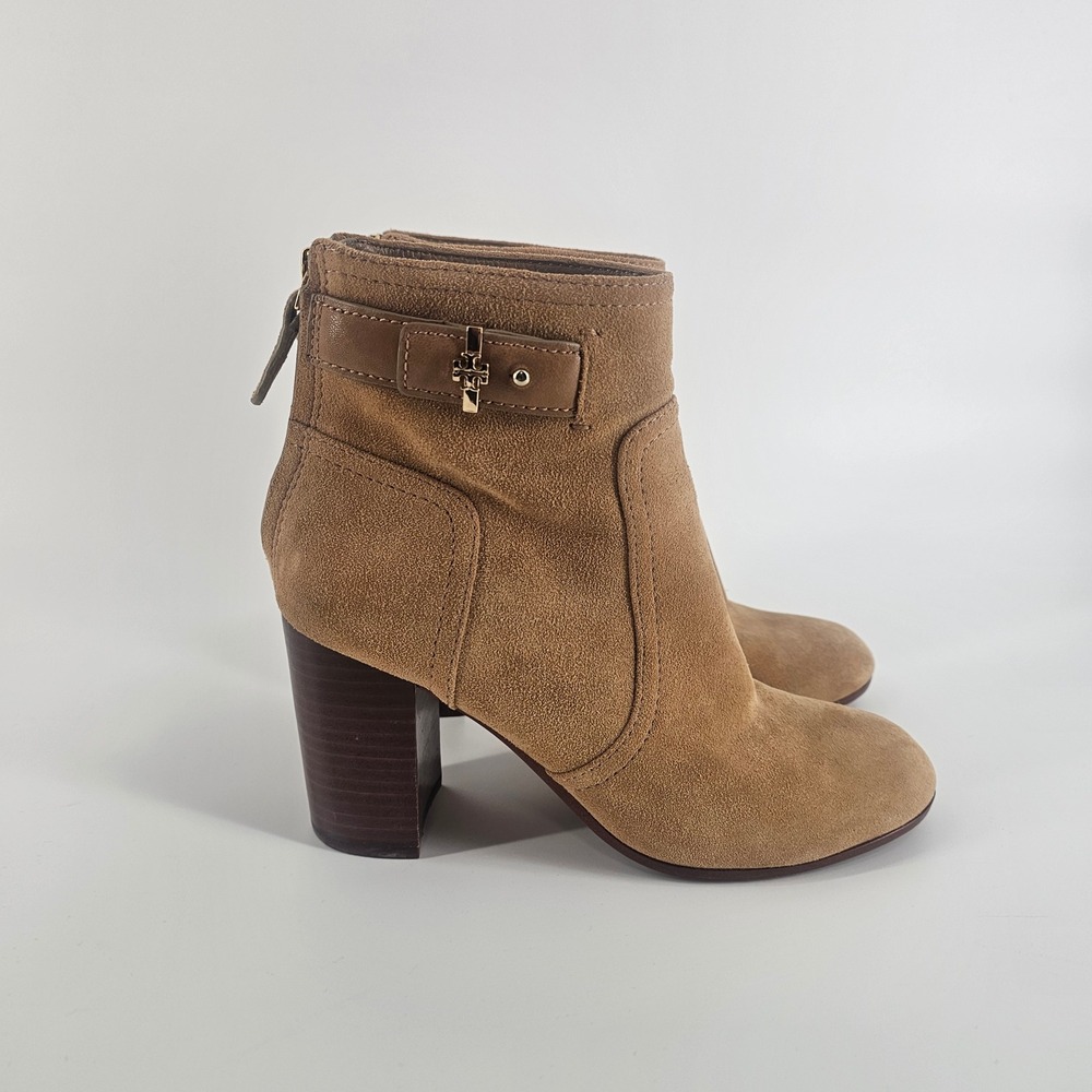 Tory Burch Suede Ankle Boots 7.5M Tan Buckle Logo Block Heel Classic Minimalist